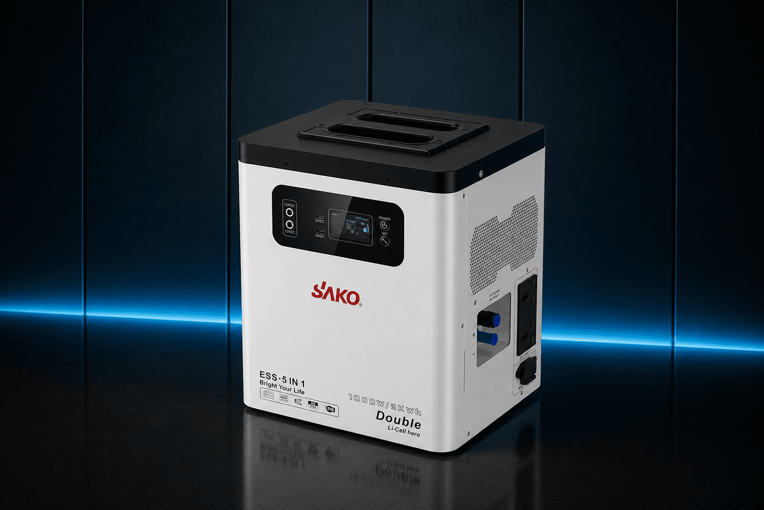 Портативна зарядна станція Sako Alpha-ESS-1000W/2KWh у темній студії